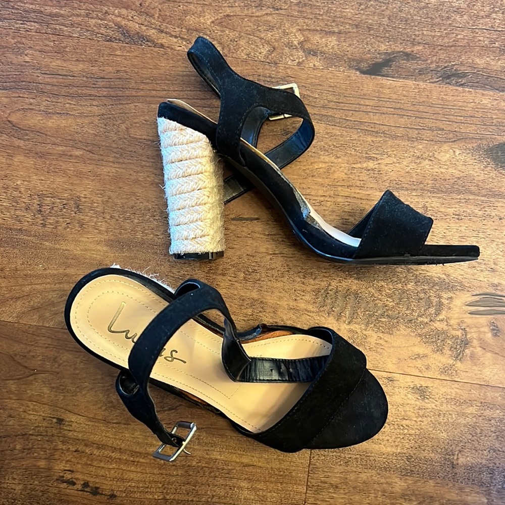 FREE WITH ANY PURCHASE (add to bundle) Lulus heels size 8.5
